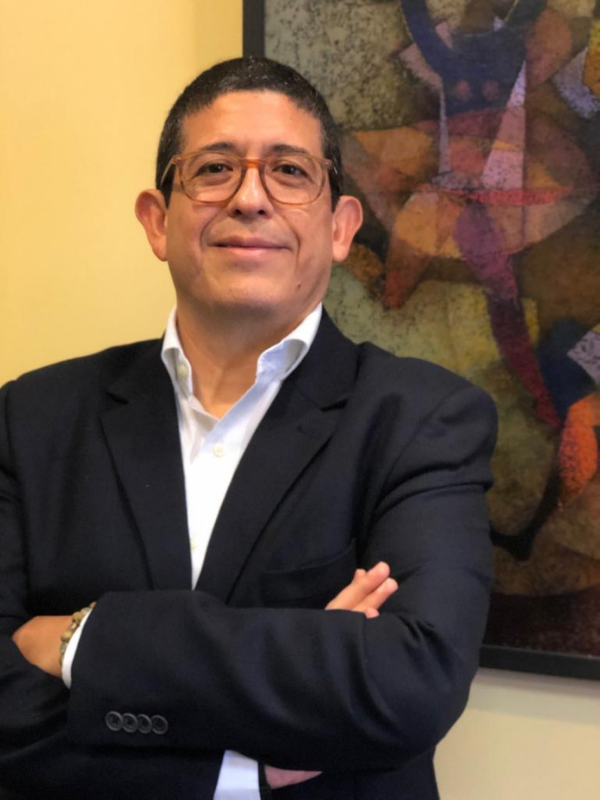 JULIO ERNESTO PÉREZ